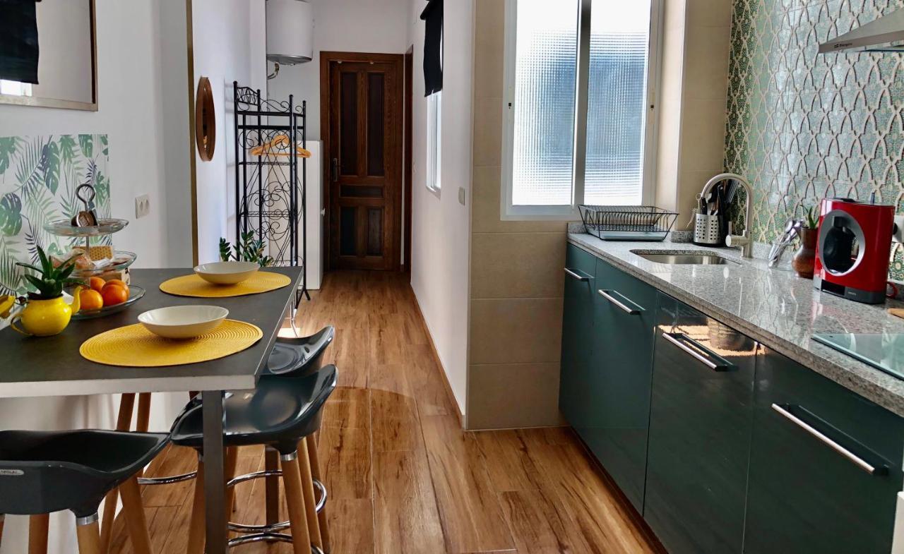 Apartamentos Puerta Real Sevilla Eksteriør bilde